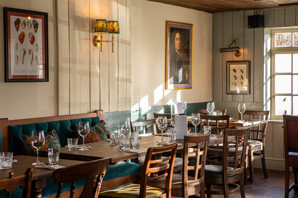 turks head dorset weymouth dining table